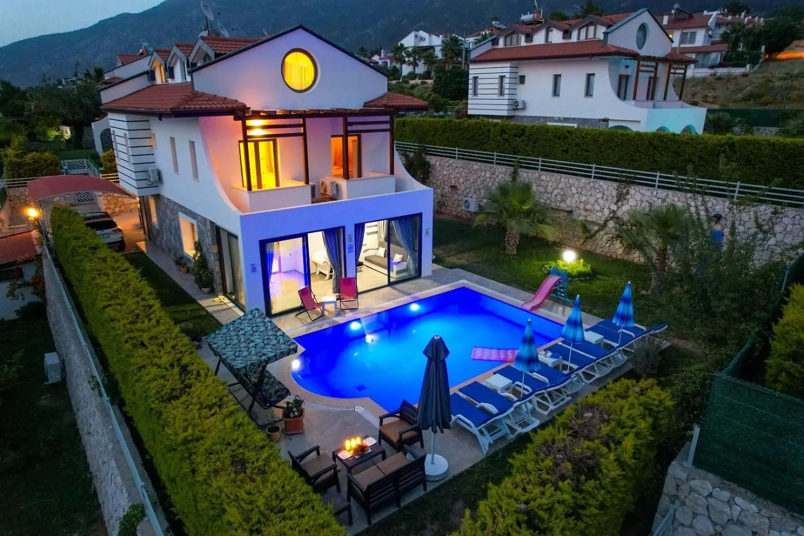 Lorenzo- 4 Bedroom Holiday Villa In Hisaronu Fethiye