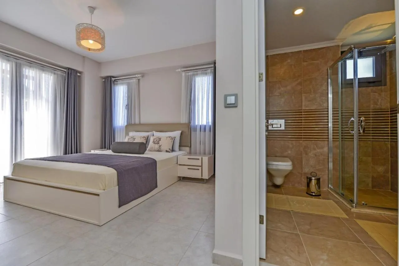 Lorenzo- 4 Bedroom Holiday Villa In Hisaronu 0*, Fethiye