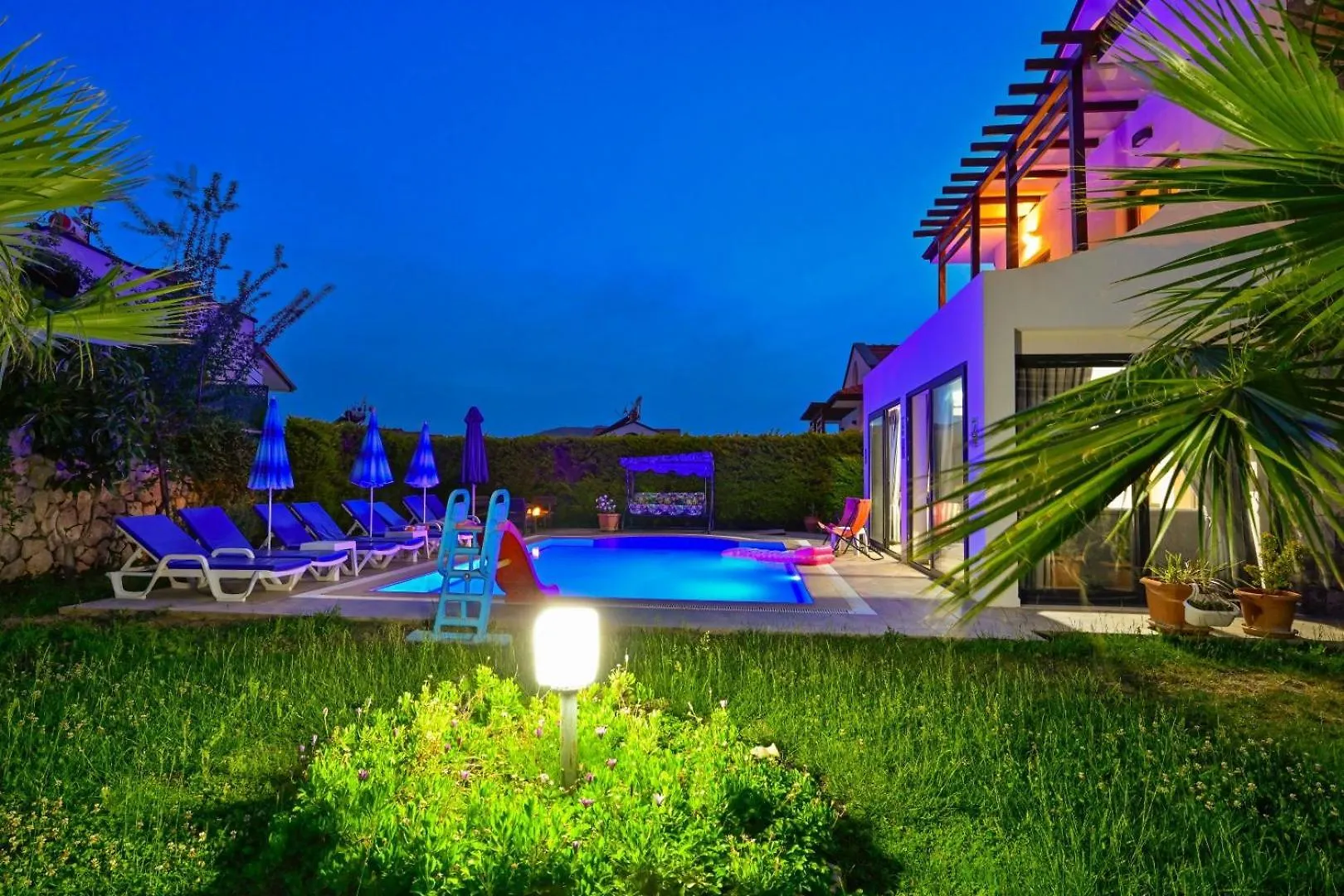 Lorenzo- 4 Bedroom Holiday Villa In Hisaronu Fethiye