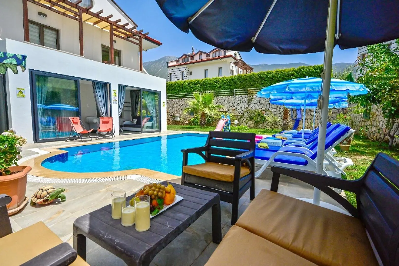 Lorenzo- 4 Bedroom Holiday Villa In Hisaronu