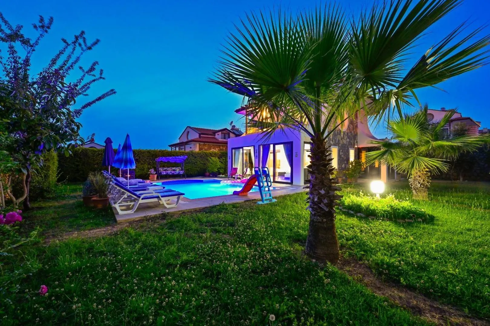 Lorenzo- 4 Bedroom Holiday Villa In Hisaronu  Fethiye