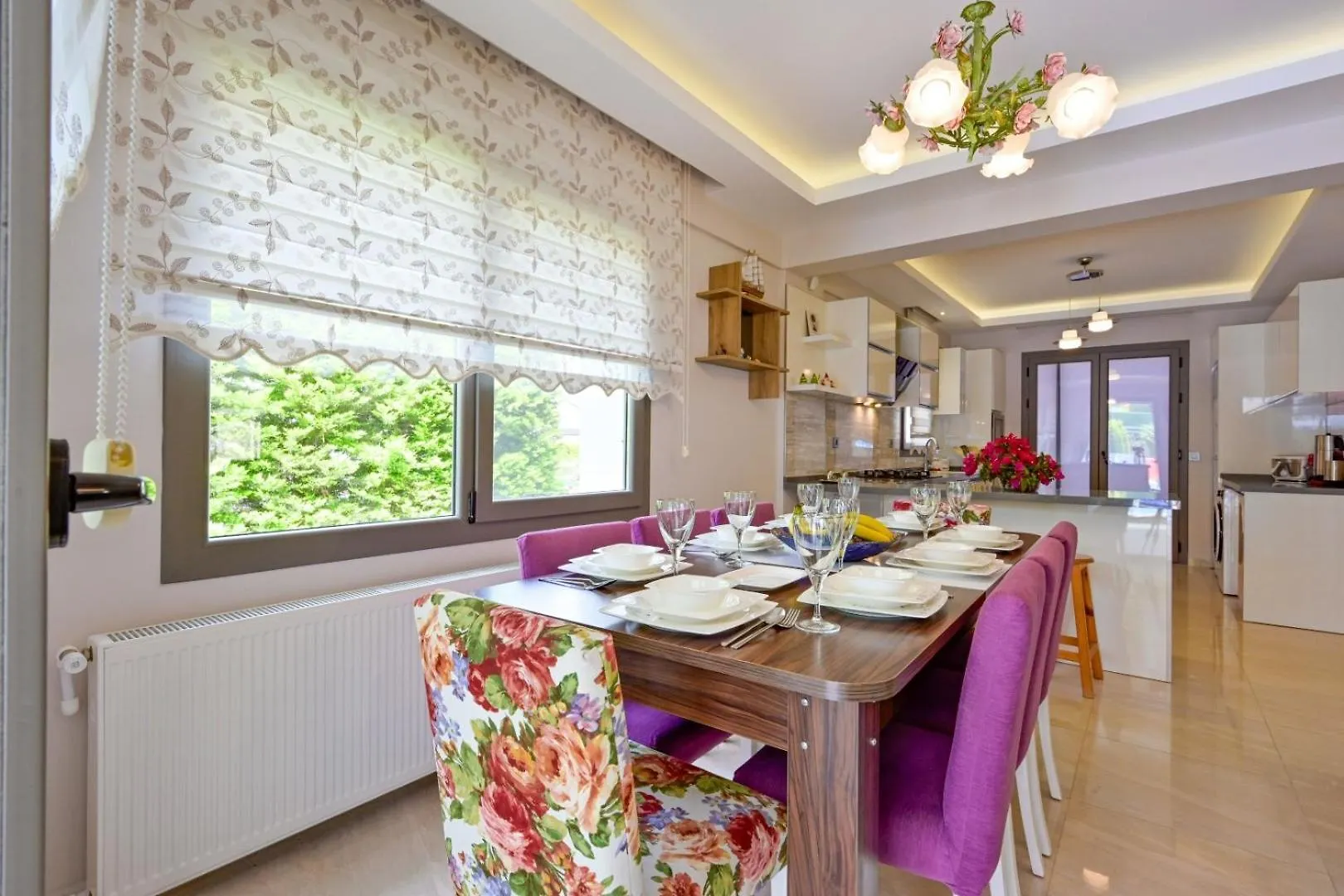 Lorenzo- 4 Bedroom Holiday Villa In Hisaronu  Fethiye