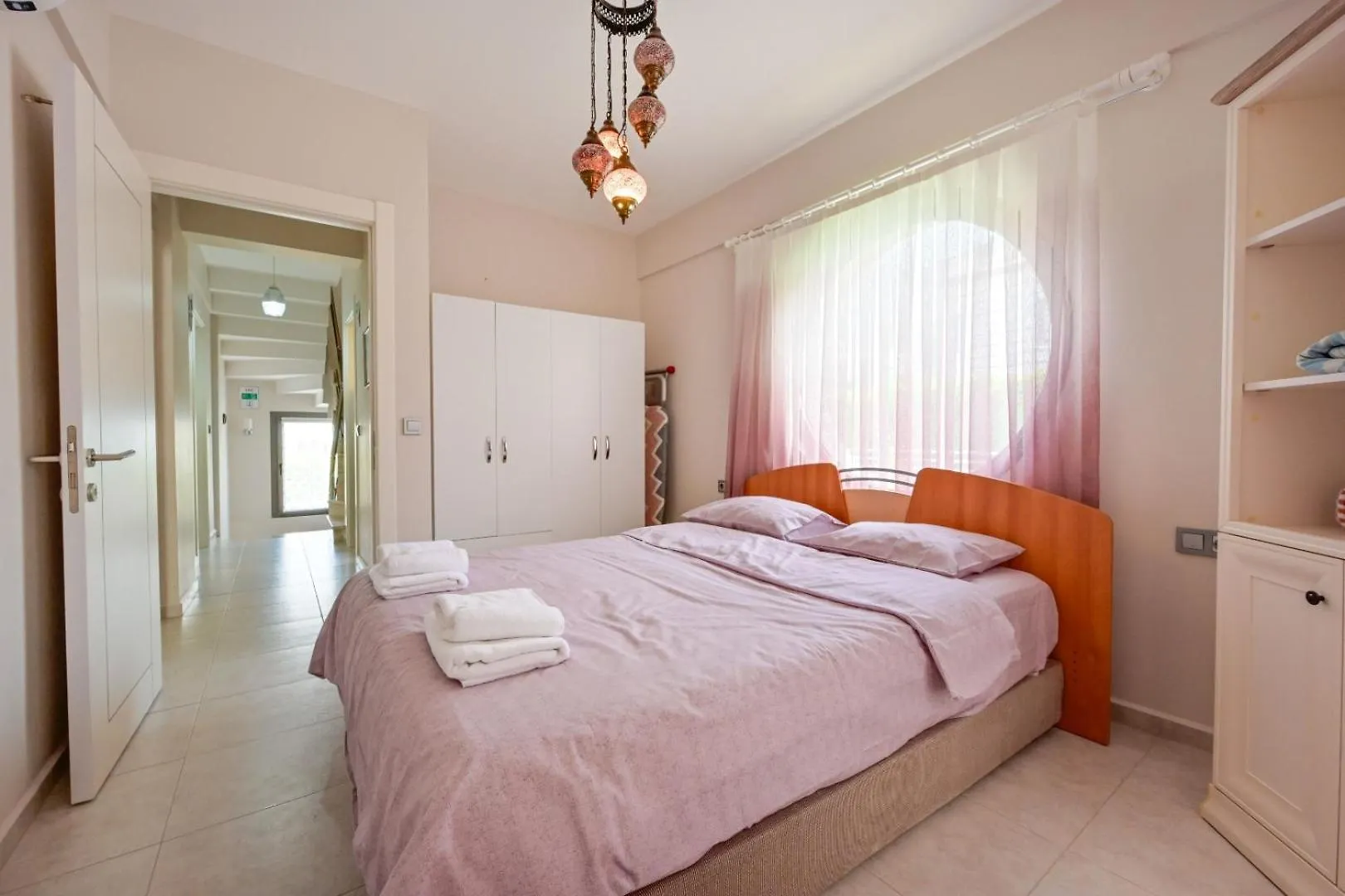 Lorenzo- 4 Bedroom Holiday Villa In Hisaronu Turkey