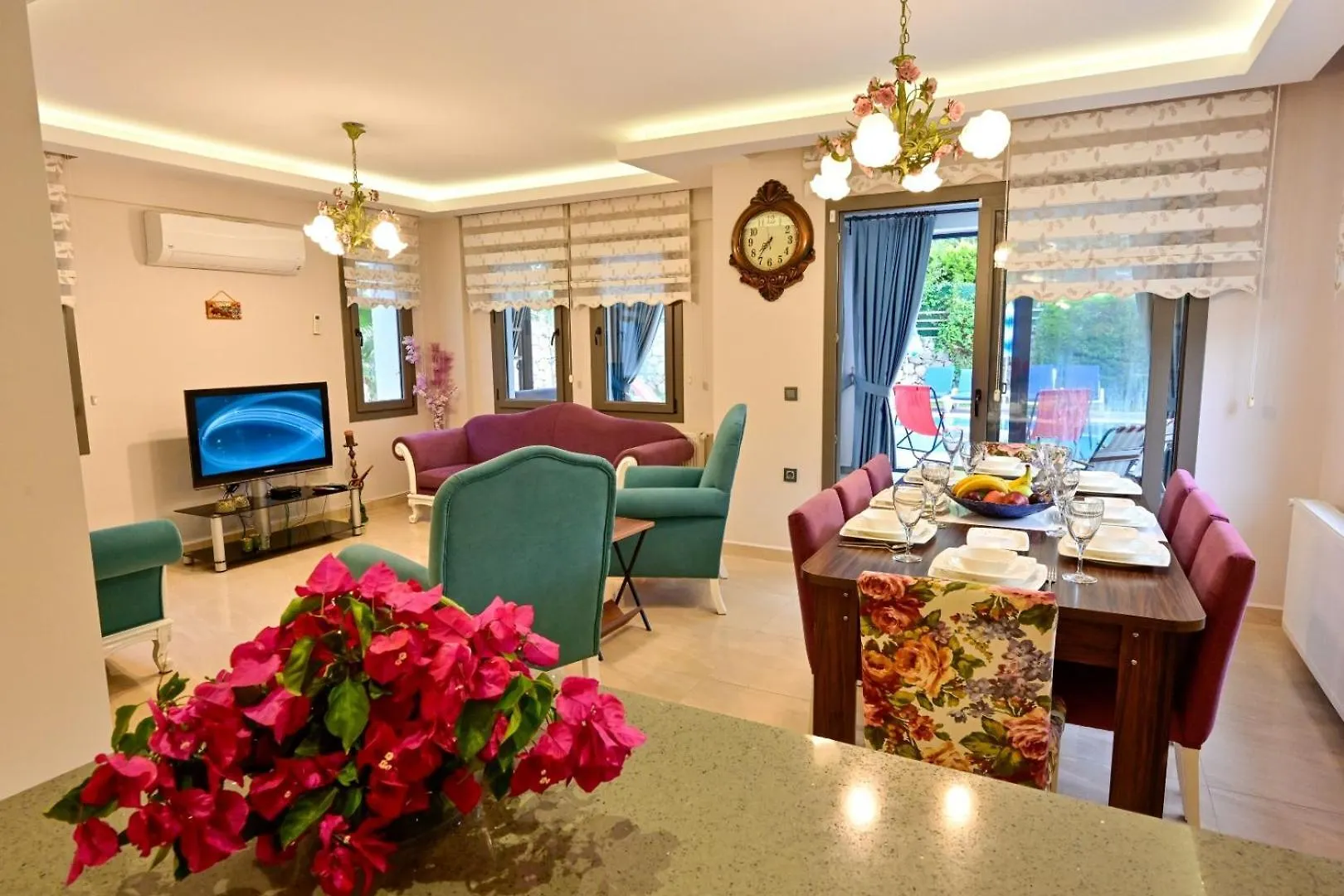 Lorenzo- 4 Bedroom Holiday Villa In Hisaronu Fethiye