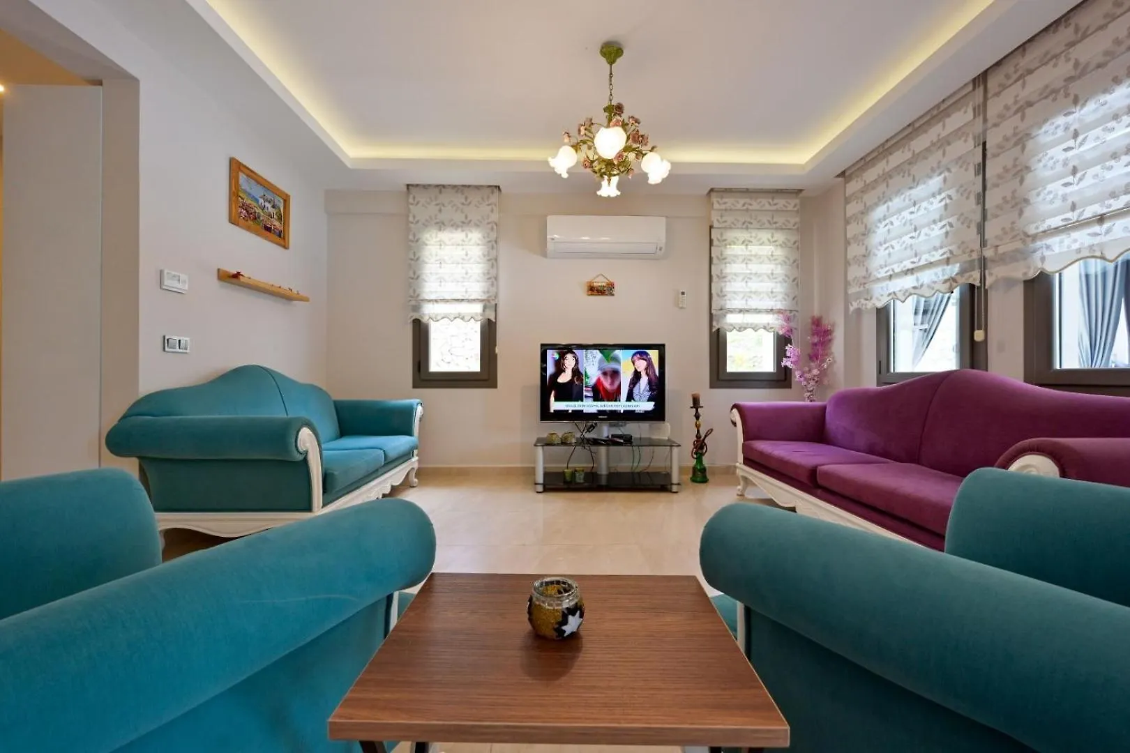 Lorenzo- 4 Bedroom Holiday Villa In Hisaronu Turkey
