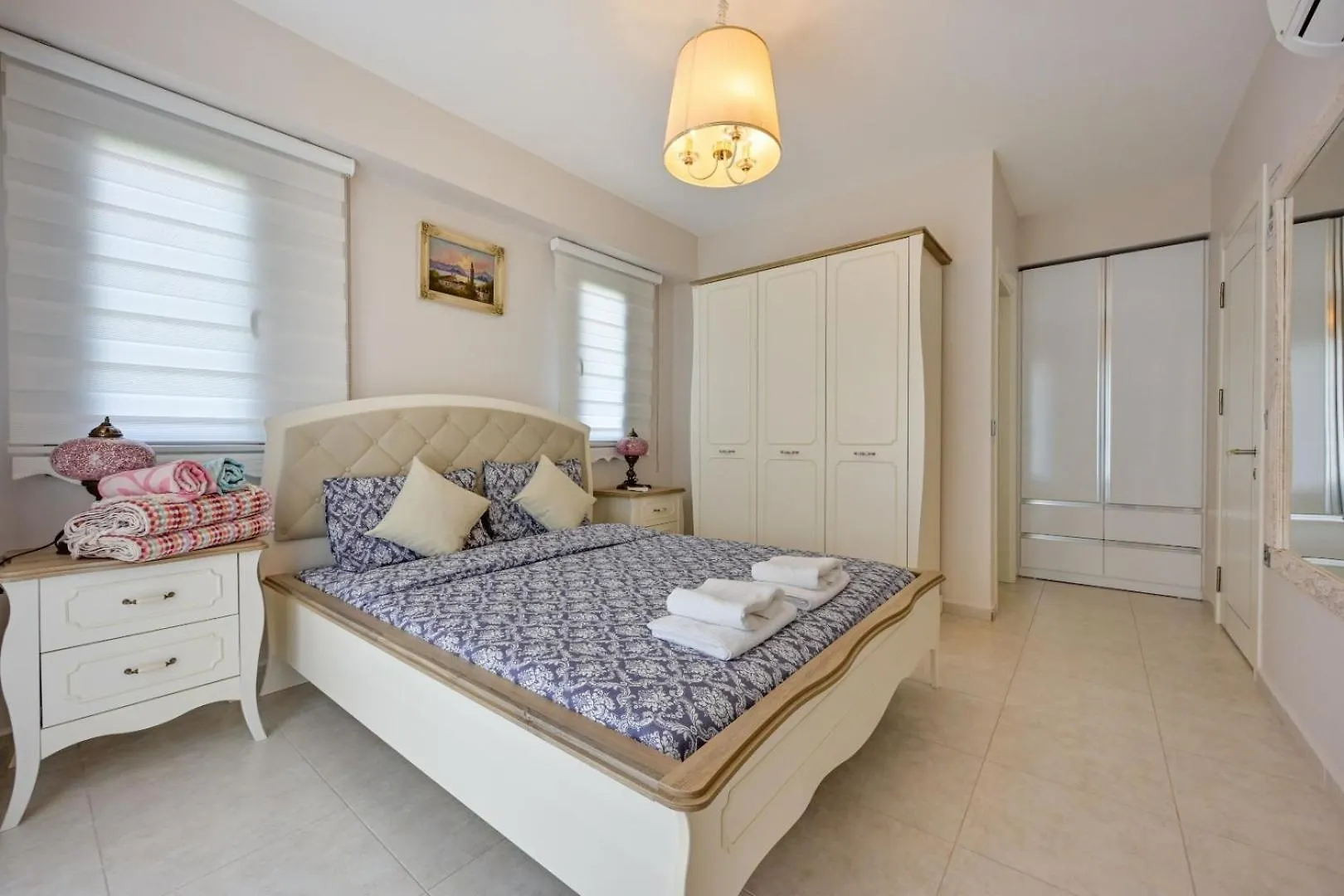 Lorenzo- 4 Bedroom Holiday Villa In Hisaronu